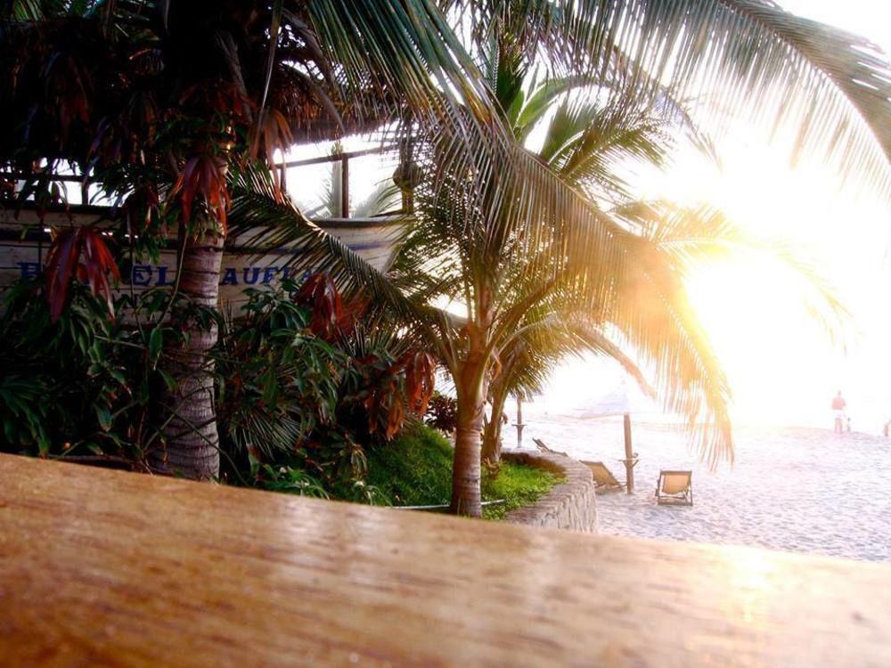 Mancora Beach Hotel - Adults Only Exterior photo